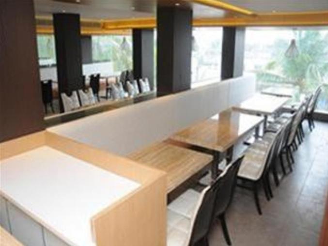 Hotel Royal Inn Ankleshwar Exterior photo