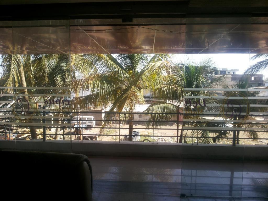 Hotel Royal Inn Ankleshwar Exterior photo